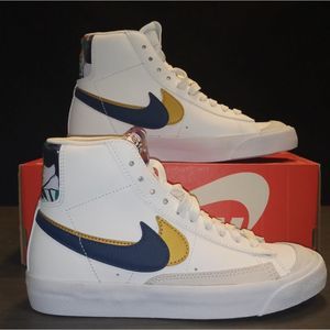 Nike Blazer Mid '77 SE Double Swoosh White Blue Void Metallic Gold (GS) …